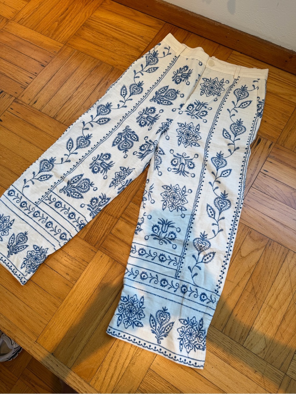 Embroidered Zara Vacation Linen Pants